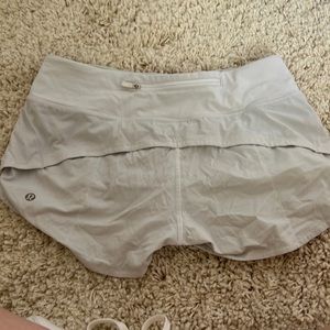 Lululemon speed up shorts size 4